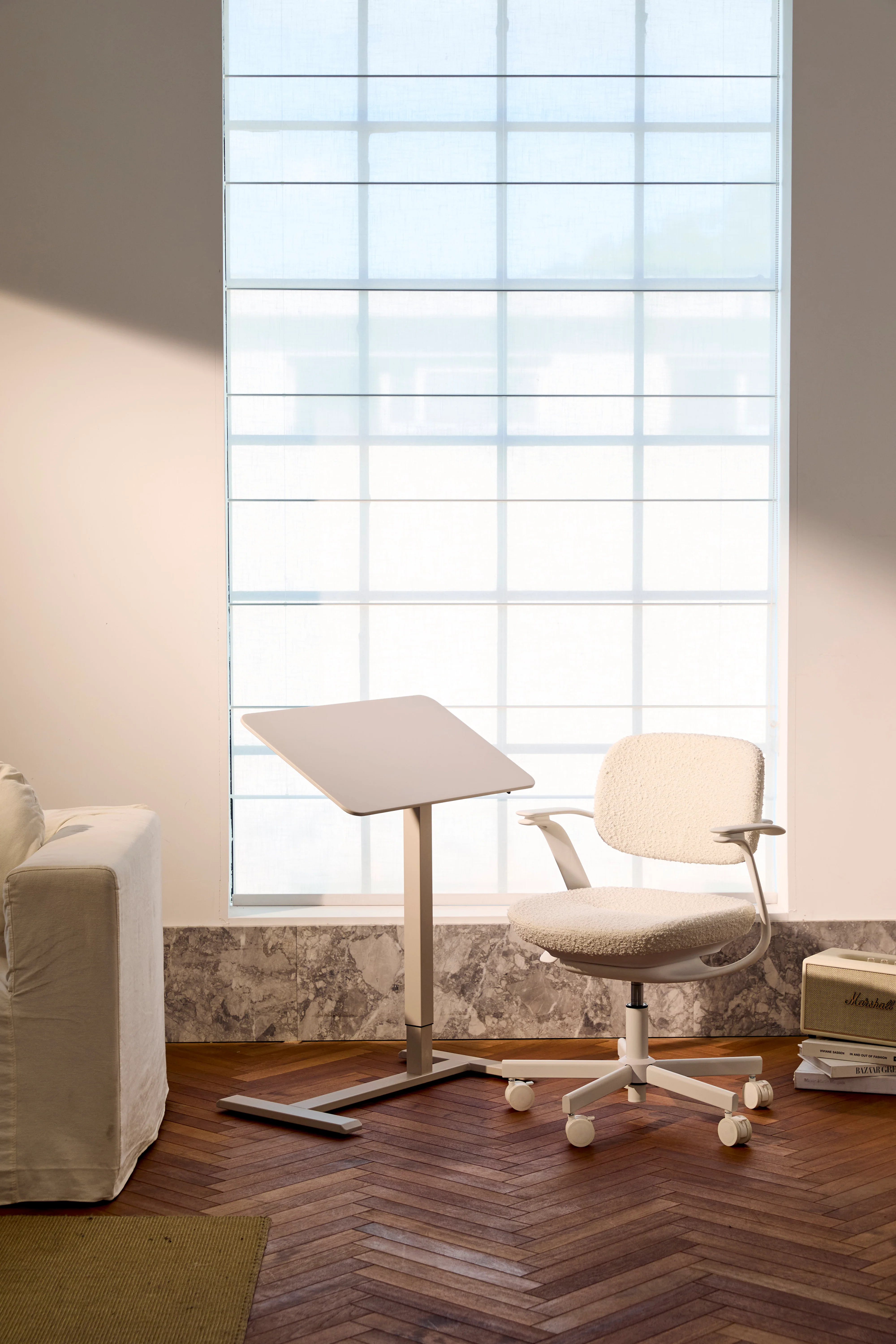 BISKIT Ergonomic Chair - Image 22