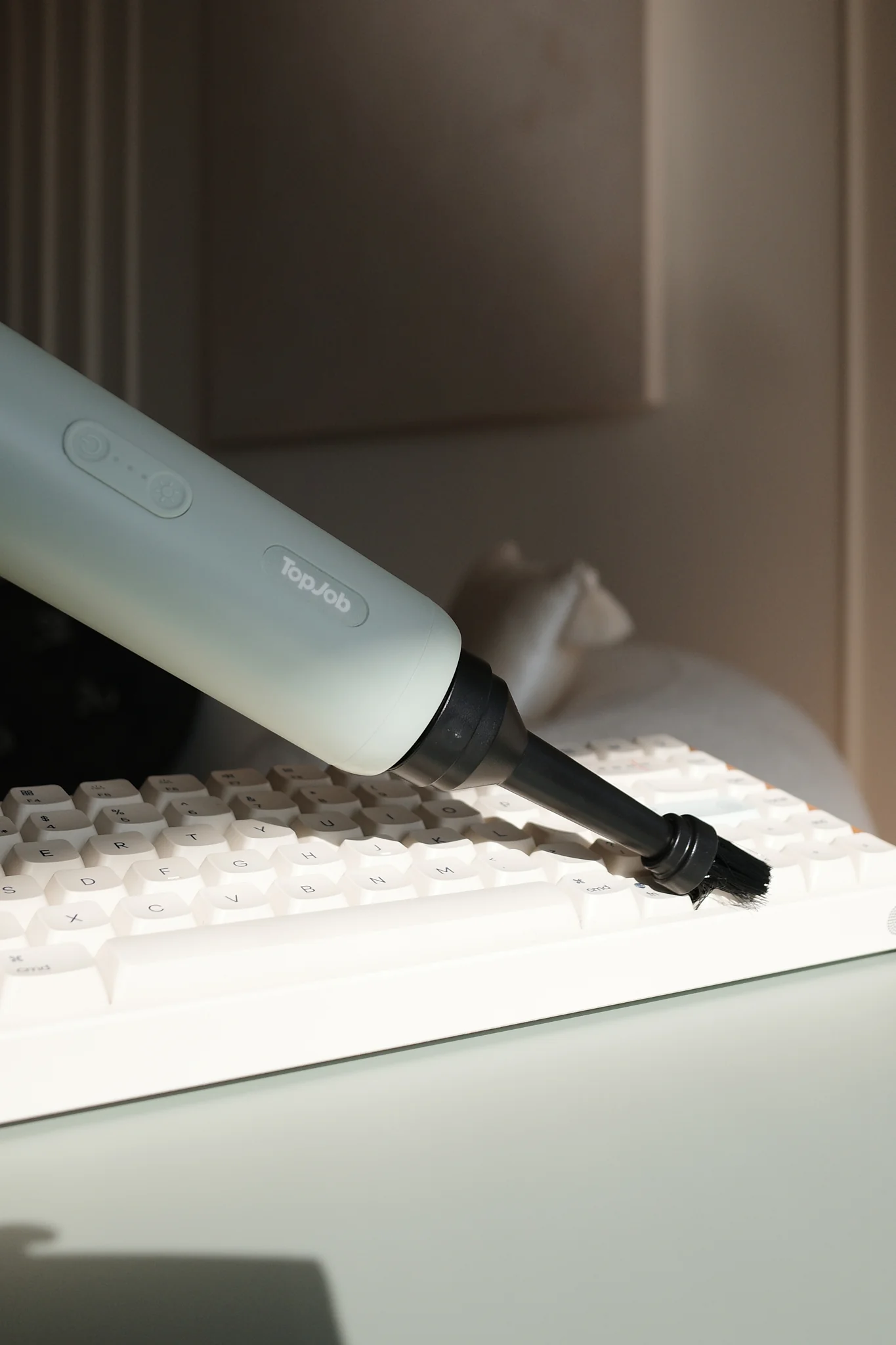 Blinklean Handheld Vacuum & Air Duster - Image 15