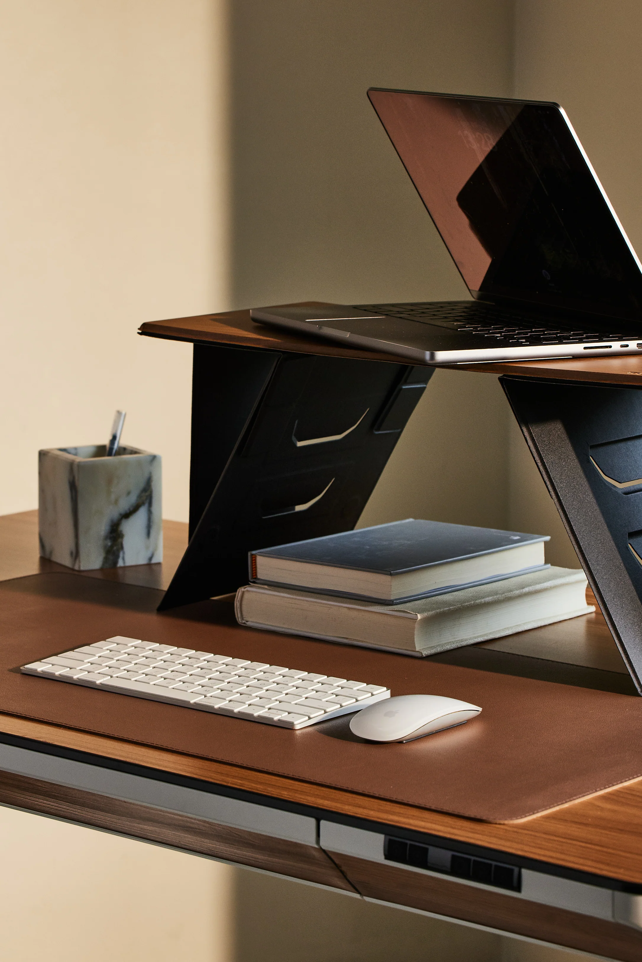 Origamie Slimfold Laptop Desk - Image 11